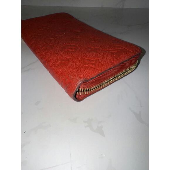 Louis Vuitton Zippy Wallet in Monogram Empreinte Leather - Good Condition - Picture 4 of 5